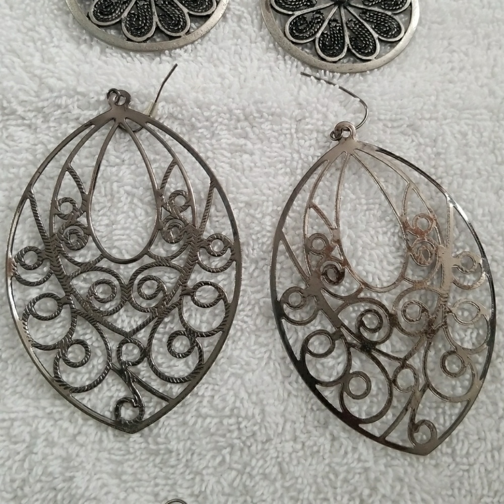 Earring Trio - Picture 3 of 4